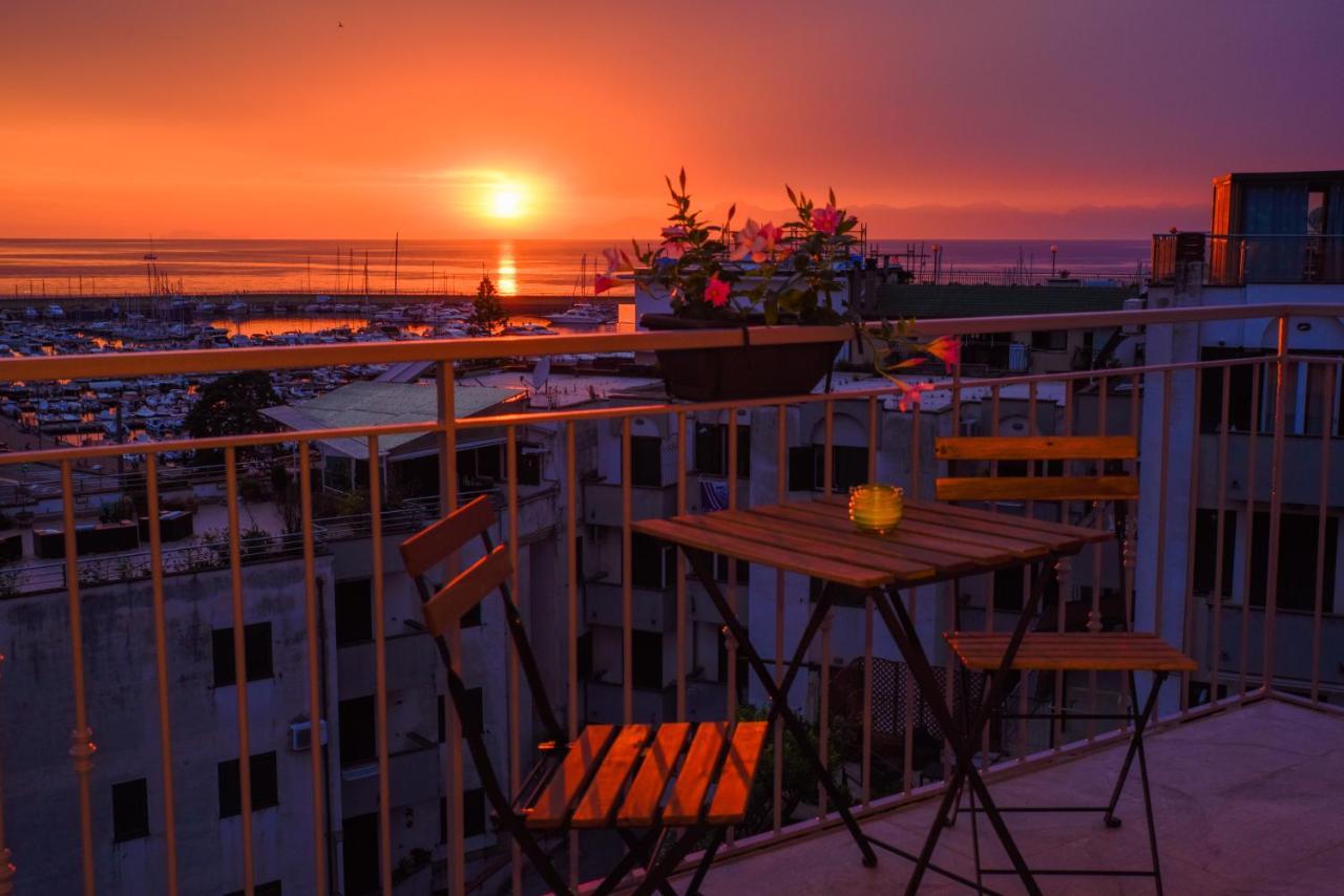 Bed and Breakfast Quasi in Porto Agropoli Esterno foto