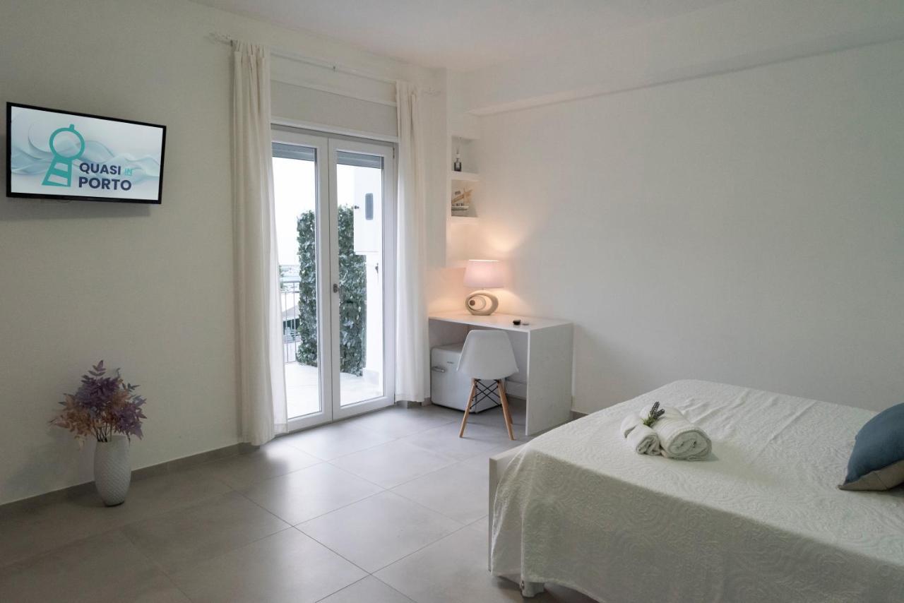 Bed and Breakfast Quasi in Porto Agropoli Esterno foto
